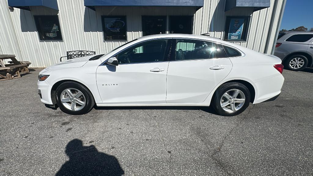 2023 Chevrolet Malibu 1FL