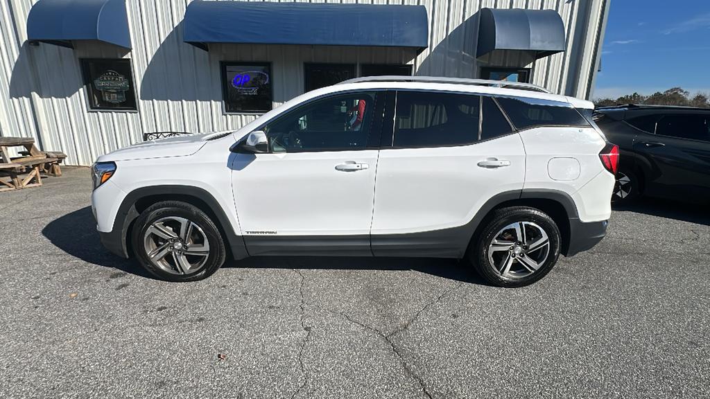 2021 GMC Terrain SLT's photo