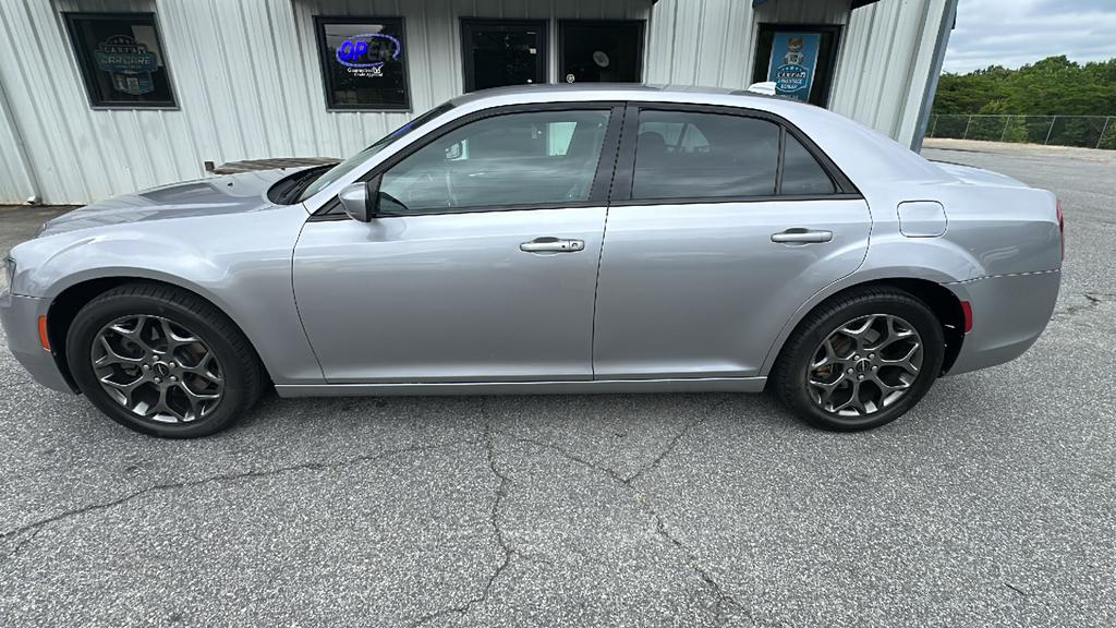 2016 Chrysler 300 S