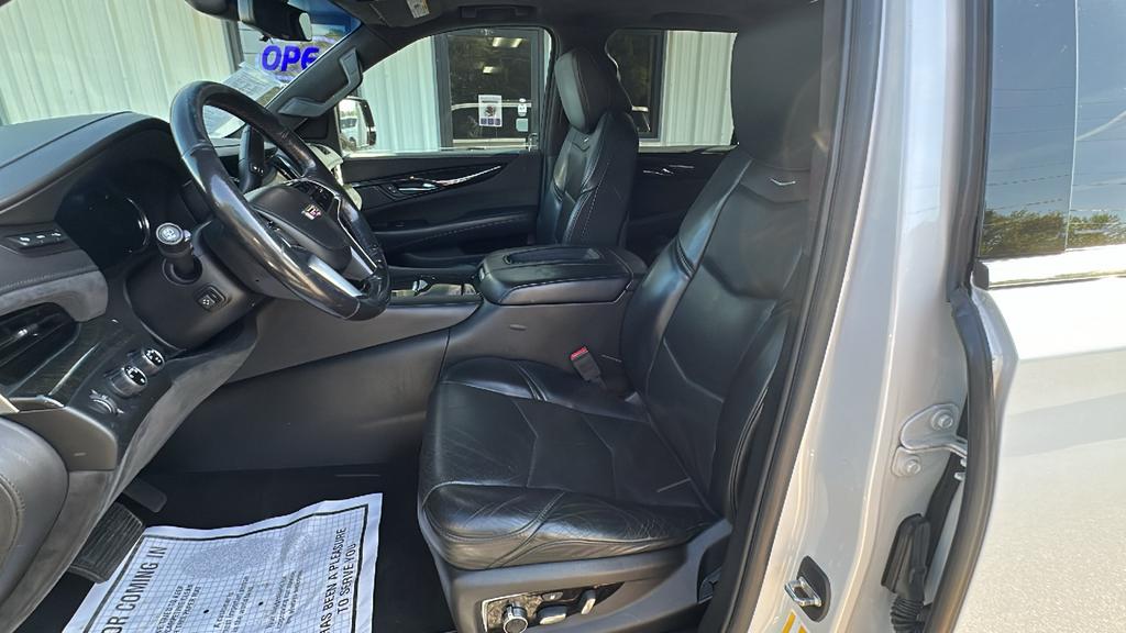 2019 Cadillac Escalade ESV Platinum - Photo 10