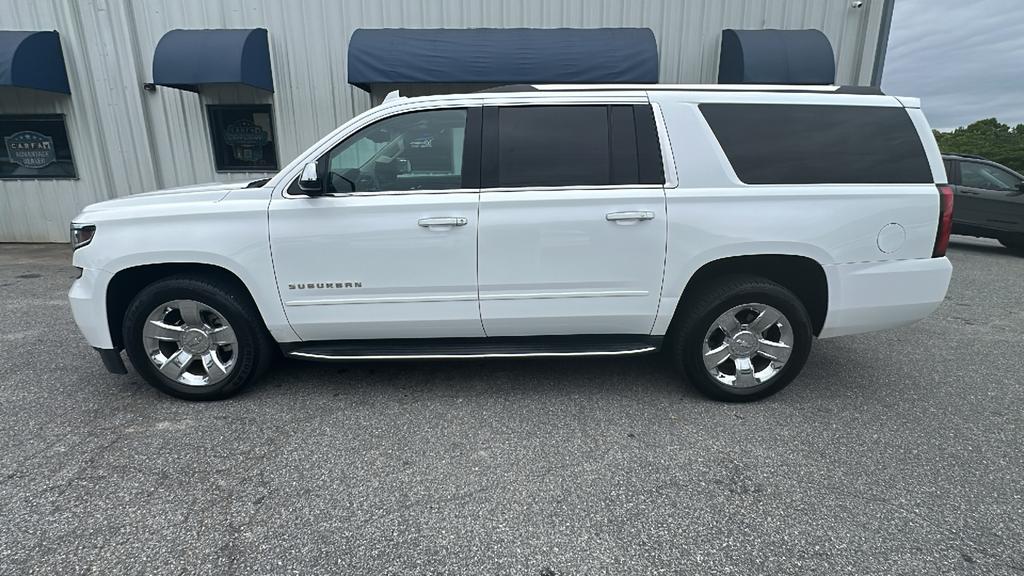 2018 Chevrolet Suburban 2WD 1500 Premier's photo
