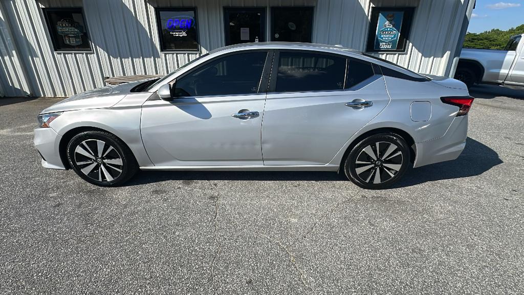 2022 Nissan Altima 2.5 SV's photo