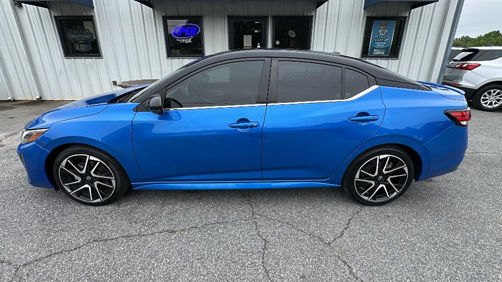 2024 Nissan Sentra SR CVT's photo
