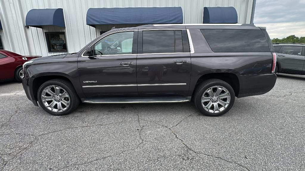2018 GMC Yukon Denali AWD's photo