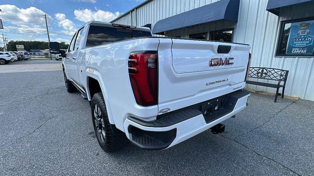 2025 GMC Sierra 3500HD Denali - Photo 7
