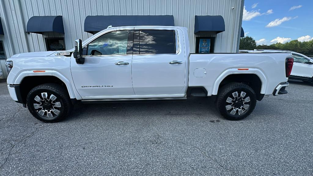 2025 GMC Sierra 3500HD